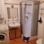 Salburg,troepolach Apartment *