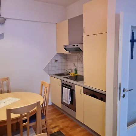 Salburg,troepolach * Tröpolach